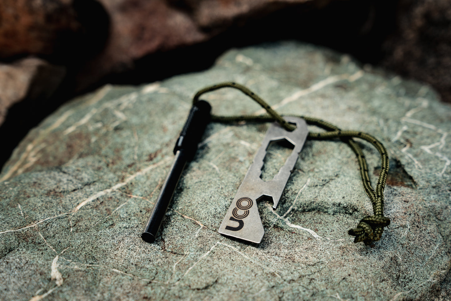 SURVIVAL FIRE STRIKER